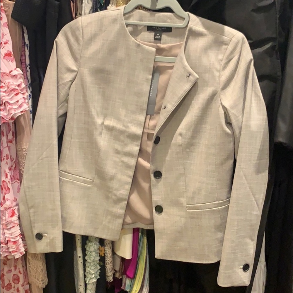 Ann Taylor never worn tags on blazer